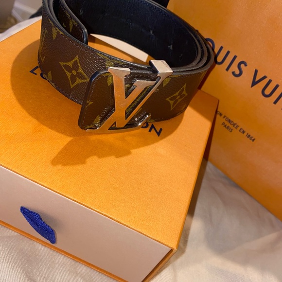 Brown LV Men’s Belt - Picture 2 of 2